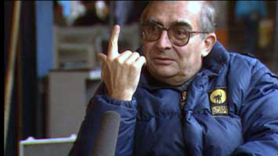 Chabrol zeigt den Finger